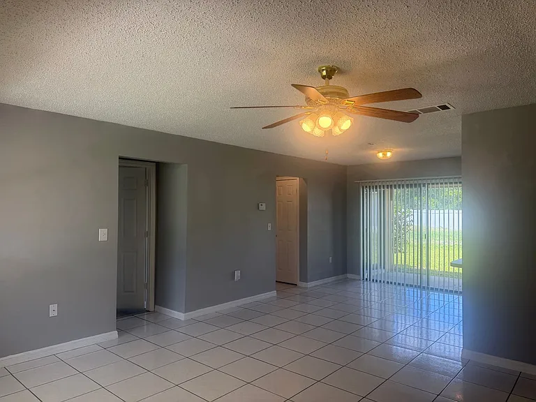 627B Bittern Ct — Photo 7
