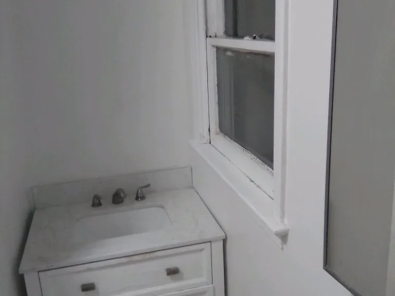 2417 E Lewis Ave — Photo 11