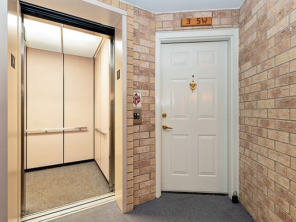 4th image of 7795 Bristol Park Dr Unit 3SW