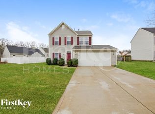 109 Barrington Dr, Mount Holly, NC 28120