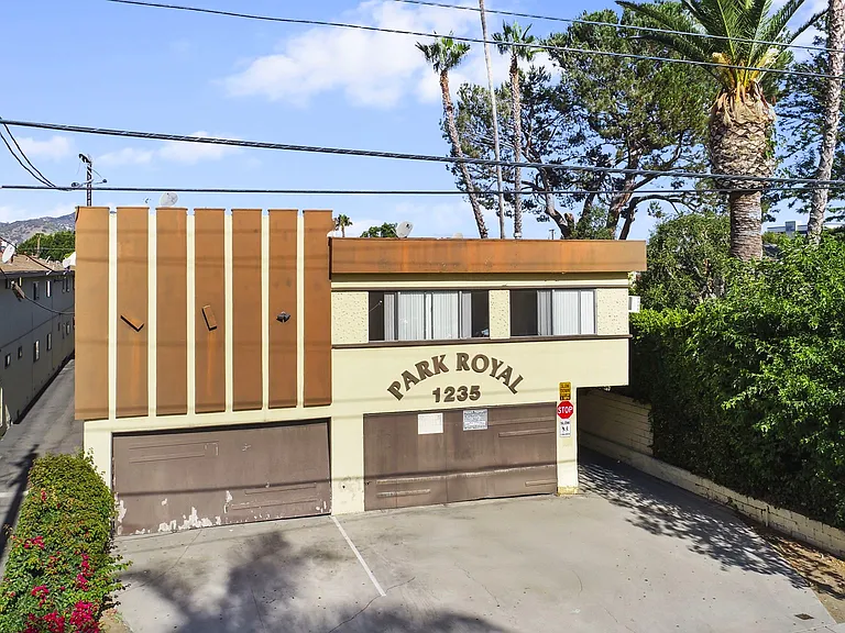 1235 Boynton St — Photo 12