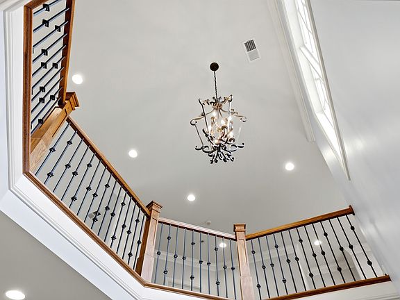 4th image of 9505 Wicklow Rd