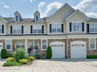 9 Brookfield Dr, Jackson, NJ 08527
