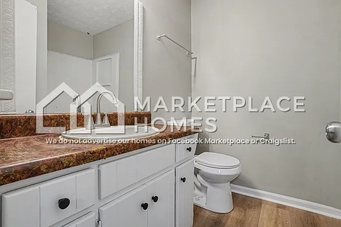 956 Windwood Ct — Photo 15
