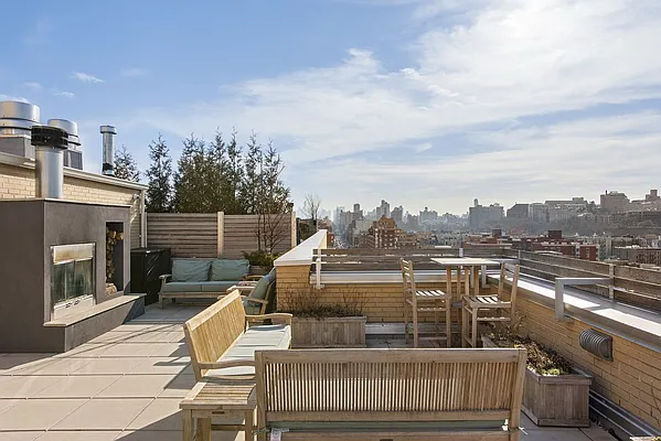 Rented by Nest Seekers International | media 23