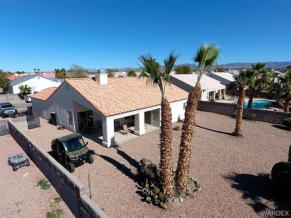 4th image of 2032 E Sandwedge Ln