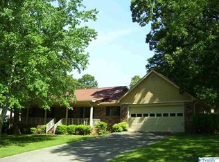 118 Oakcrest Rd, Huntsville, AL 35811