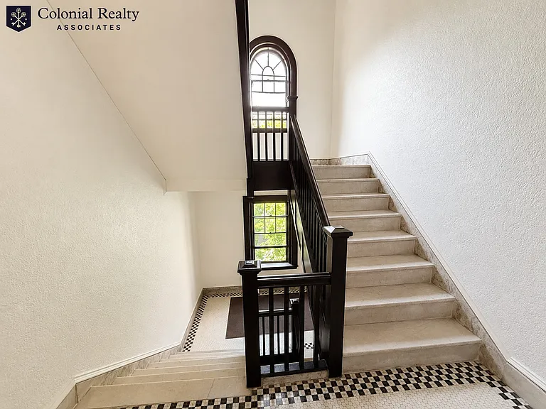 415 Washington St #5 — Photo 44
