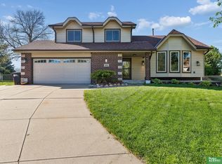 4604 S 154th Avenue Cir, Omaha, NE 68137