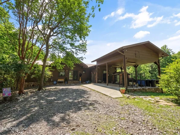575 Ironsburg Rd, Tellico Plains, TN 37385