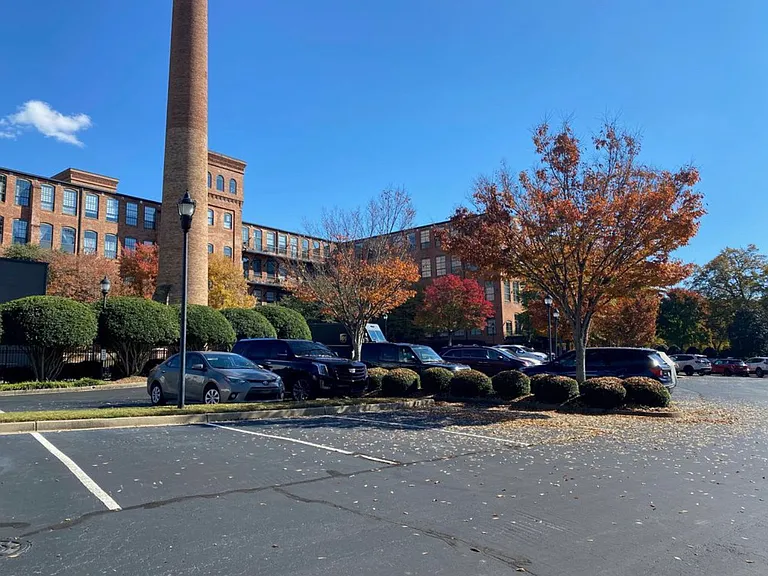 400 Mills Ave #409 — Photo 3