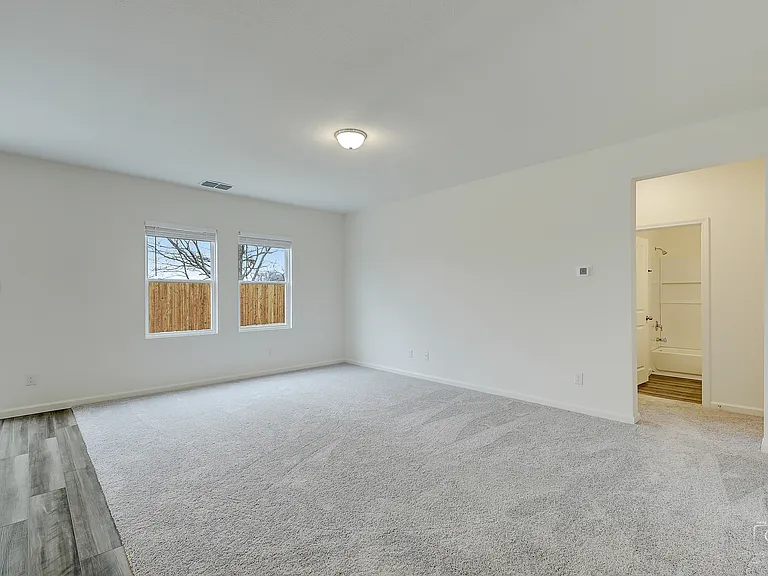 2713 Silver Leaf Ln — Photo 15