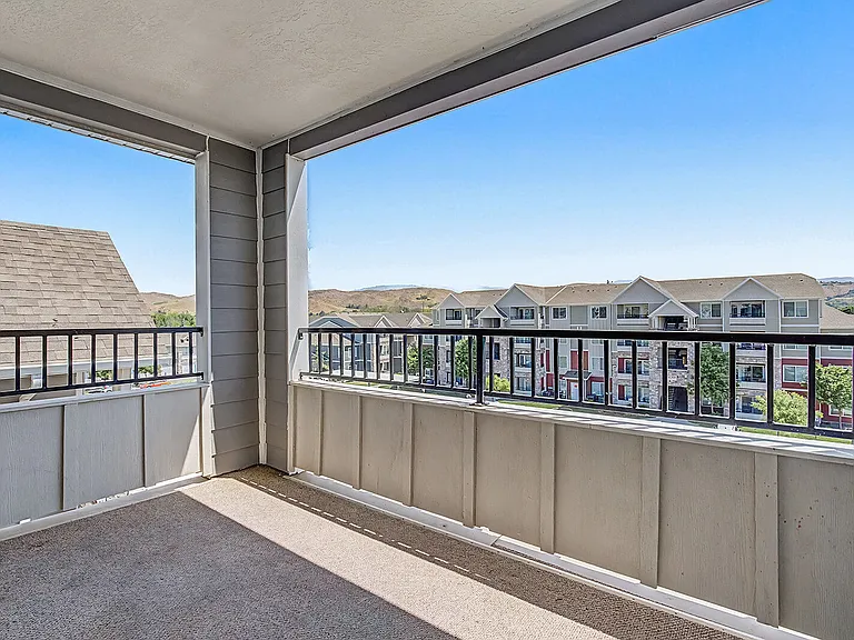 Kensington Apartments — Photo 75