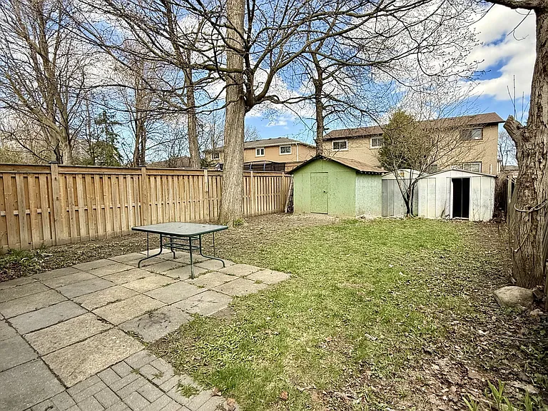 17 Regatta Cres #UPPER — Photo 23