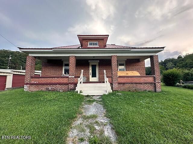 1st image of 6148 Dr Thomas Walker Rd