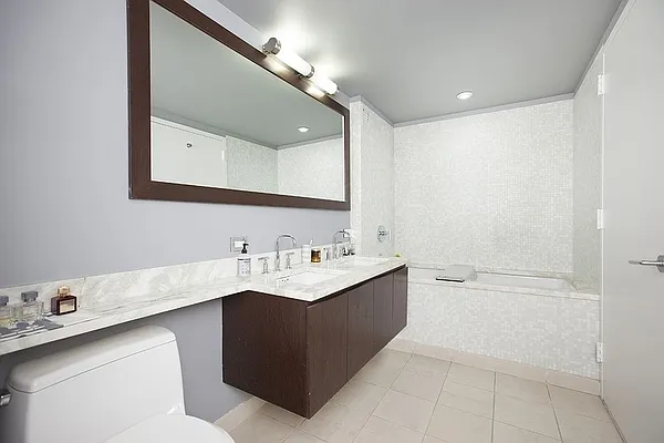 Rented by Park River | media 15