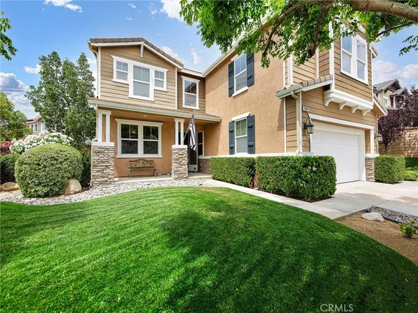 20361 Julia Ln, Santa Clarita, CA 91350