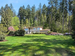 16612 237th Ave SE, Issaquah, WA 98027