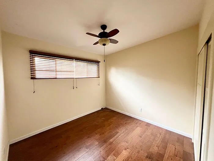 4542 Hidalgo Ave — Photo 10
