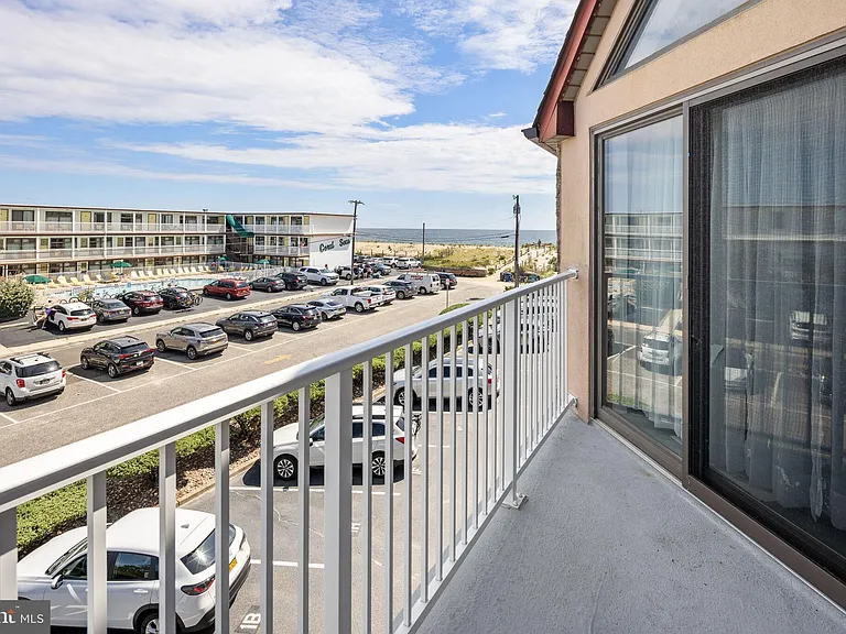 9 Pearl St #1G — Photo 25