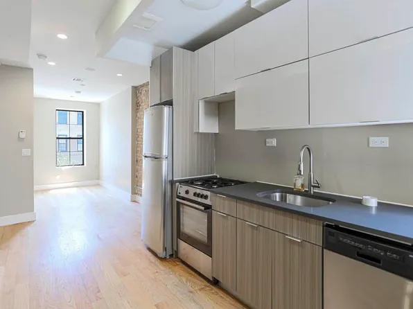 871 Hart Street image 1 of 8