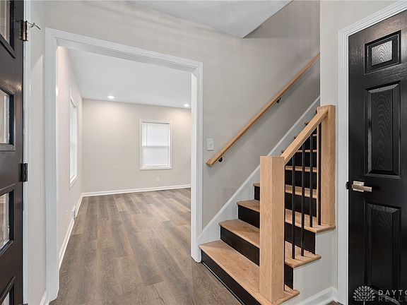 3rd image of 1848 Tennyson Ave