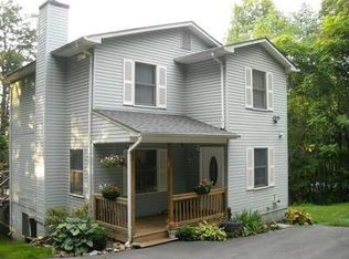 99 Long View Rd, Linden, VA 22642