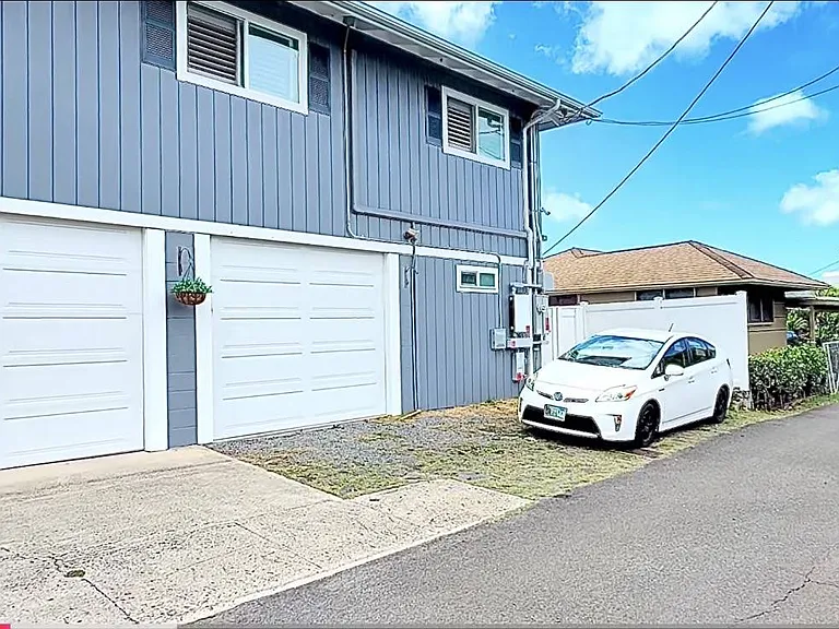 Koali Rd — Photo 17