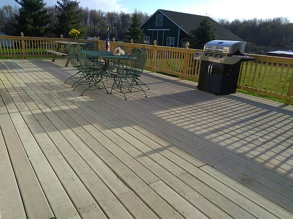 40x16 Trex Deck 