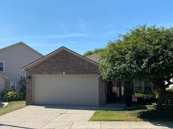 2037 Glade Ln, Lexington, KY 40513