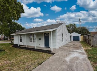 101 Bonita Ave, Galveston, TX 77550