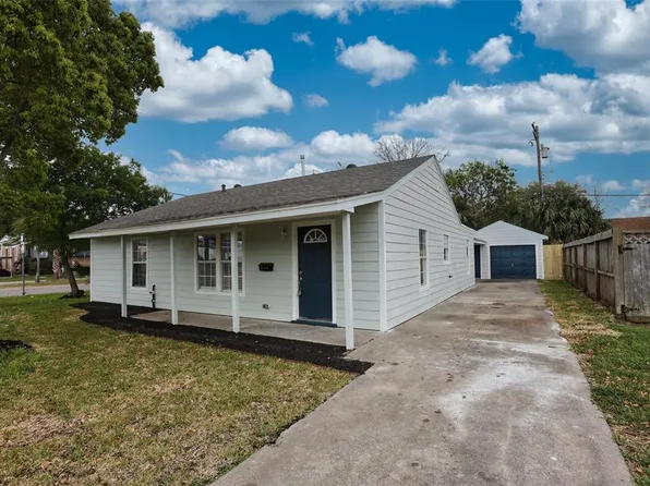 101 Bonita Ave, Galveston, TX 77550
