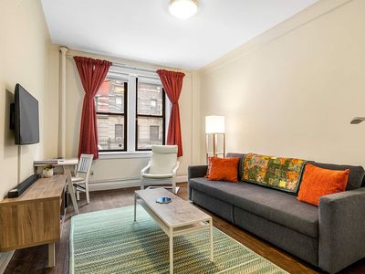 528 W 111th St APT 7, Manhattan, NY, 10025