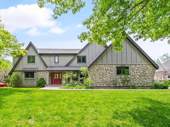 12508 High Dr, Leawood, KS 66209