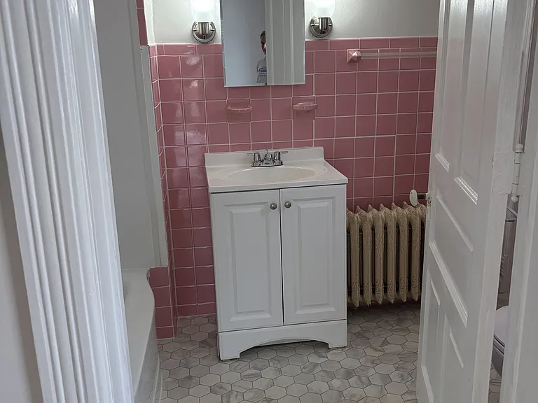 1341 Linden St #2F — Photo 6