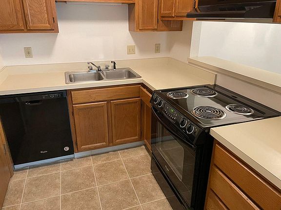 2nd image of 4751 Walma Ave SE APT 204