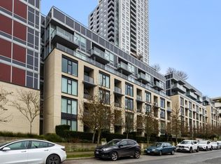 5598 Ormidale St #501, Vancouver, BC V5R 0E5