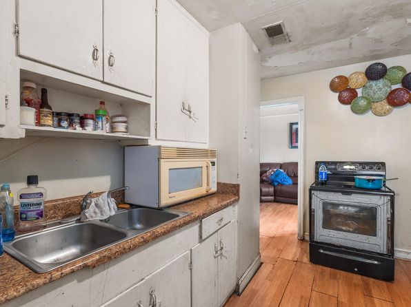 columbia-south-carolina-370661572 picture