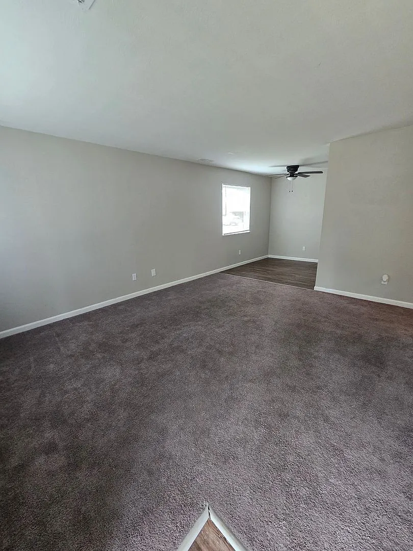 3221 Town and Country Apartments — Photo 3