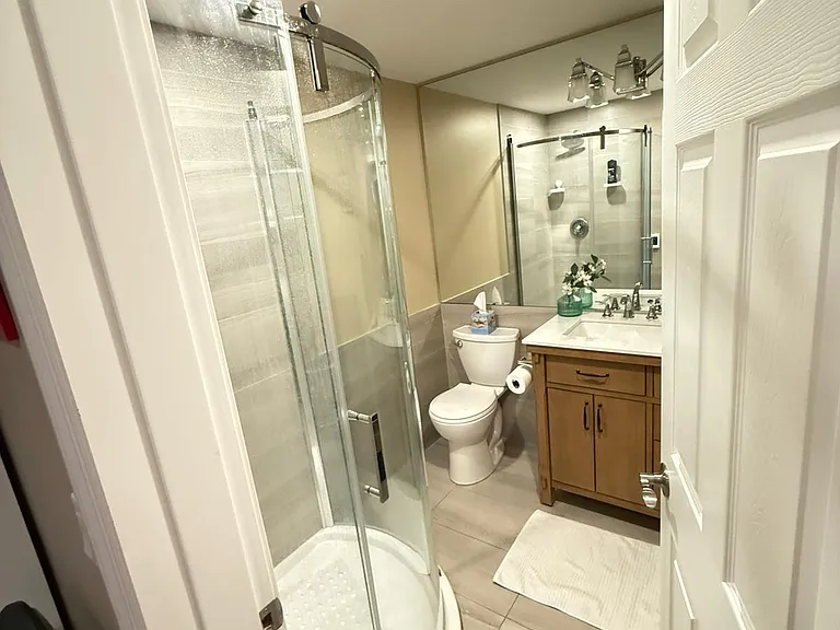 3533 Empire Pl #1 — Photo 14