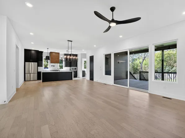 515 31st Ave N, Nashville, TN 37209