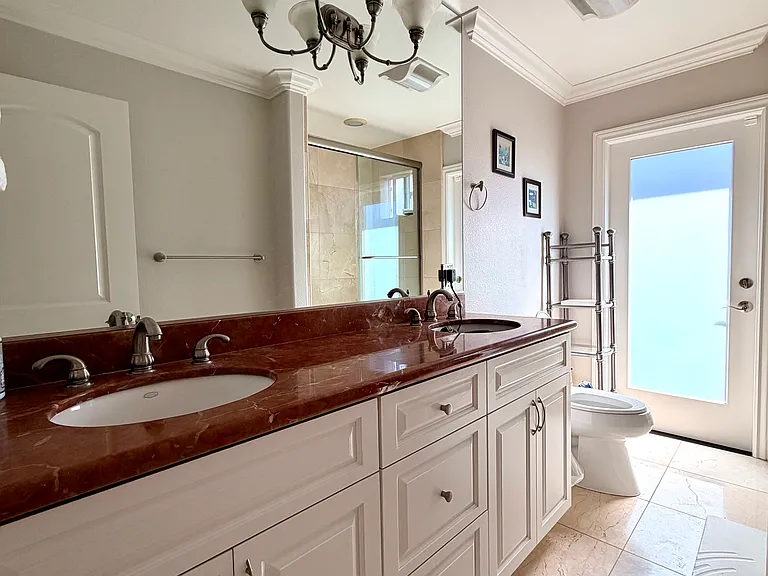 1017 Olmo Ct — Photo 12