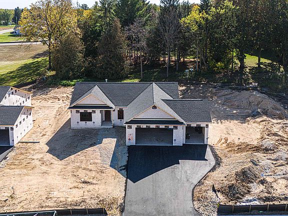 4th image of 509 Ridge