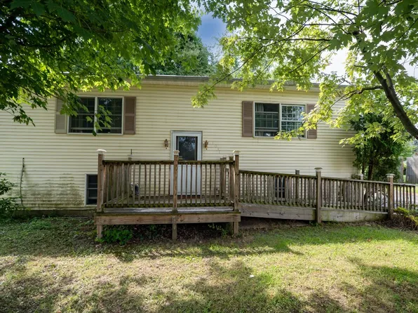1031 E 37th St, Erie, PA 16504