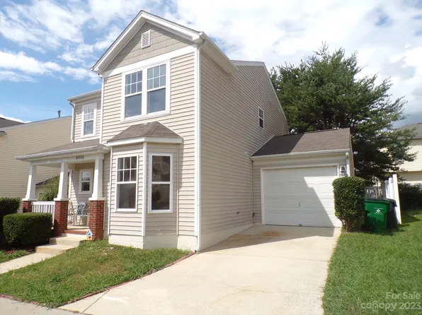6010 Fiddleleaf Ct, Charlotte, NC 28215