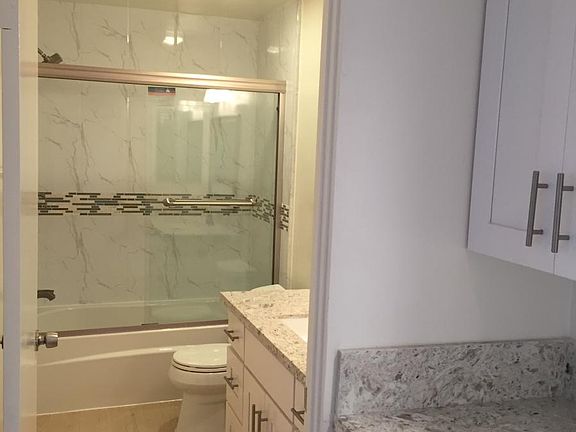5th image of 1130 9th St APT 3
