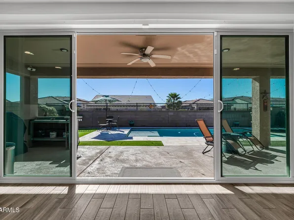 17259 W BUTLER Avenue, Waddell, AZ 85355