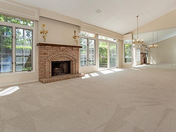 5th image of 7771 Deerwood Point Pl