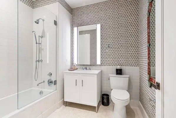 Rented by Douglas Elliman | media 51