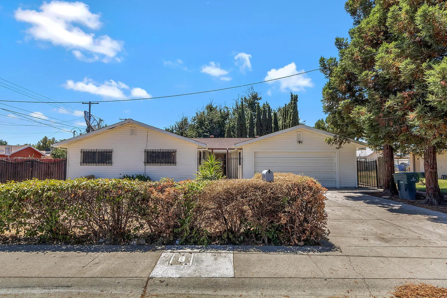 2480 45th Ave photo 1